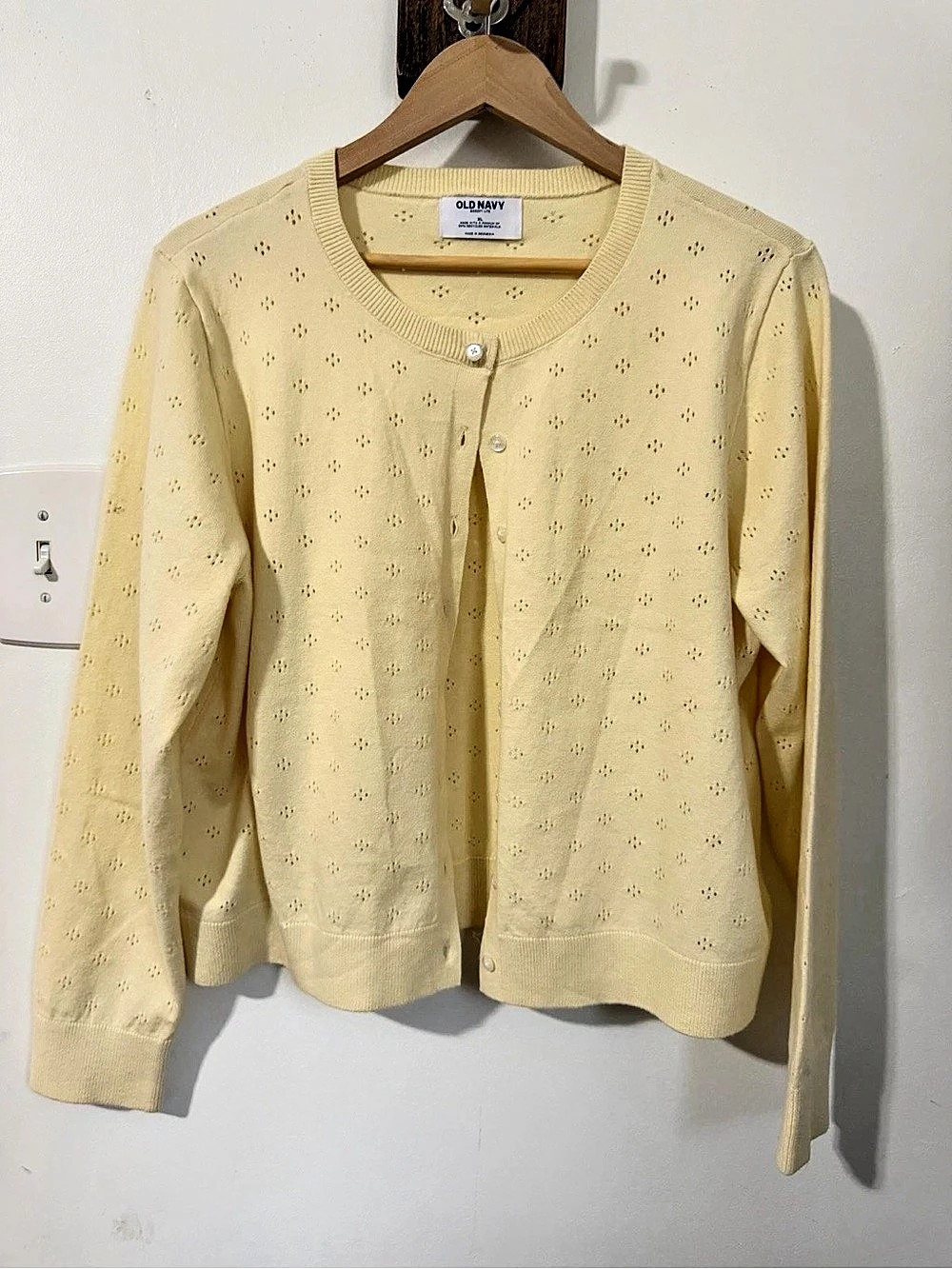 Old Navy SoSoft Lite Cropped Pointelle Cardigan Yellow XL